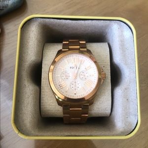Like new Gold Fossil women’s watch, w box and tags